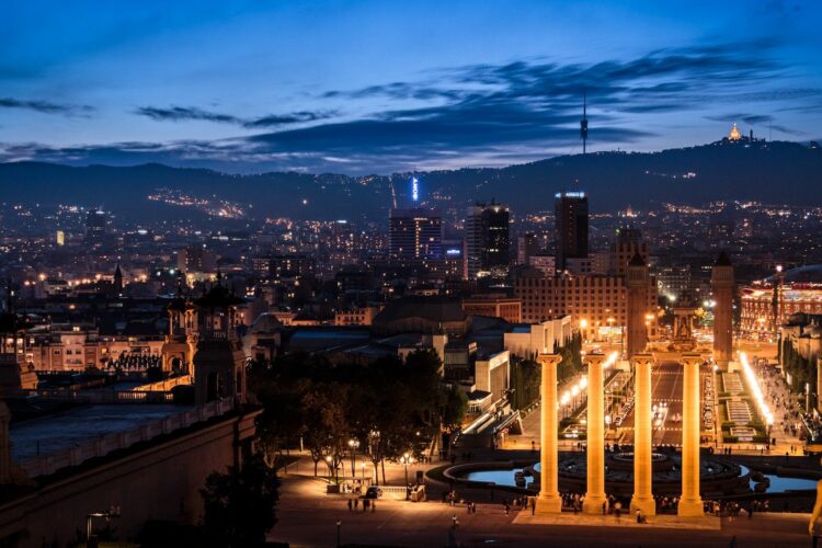 Agency vs Independent Escorts in Barcelona: Which Is Right for You?