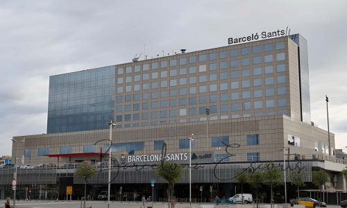 Estació de Sants — El Punto de Entrada de Barcelona